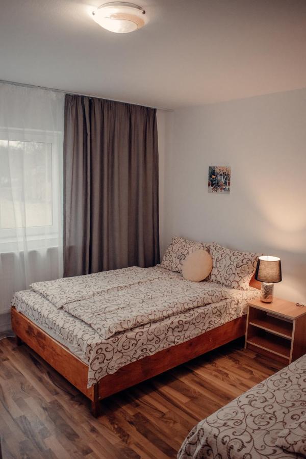 Pensiunea Turistica Retreat Belvedere Vadu Crisului Luaran gambar