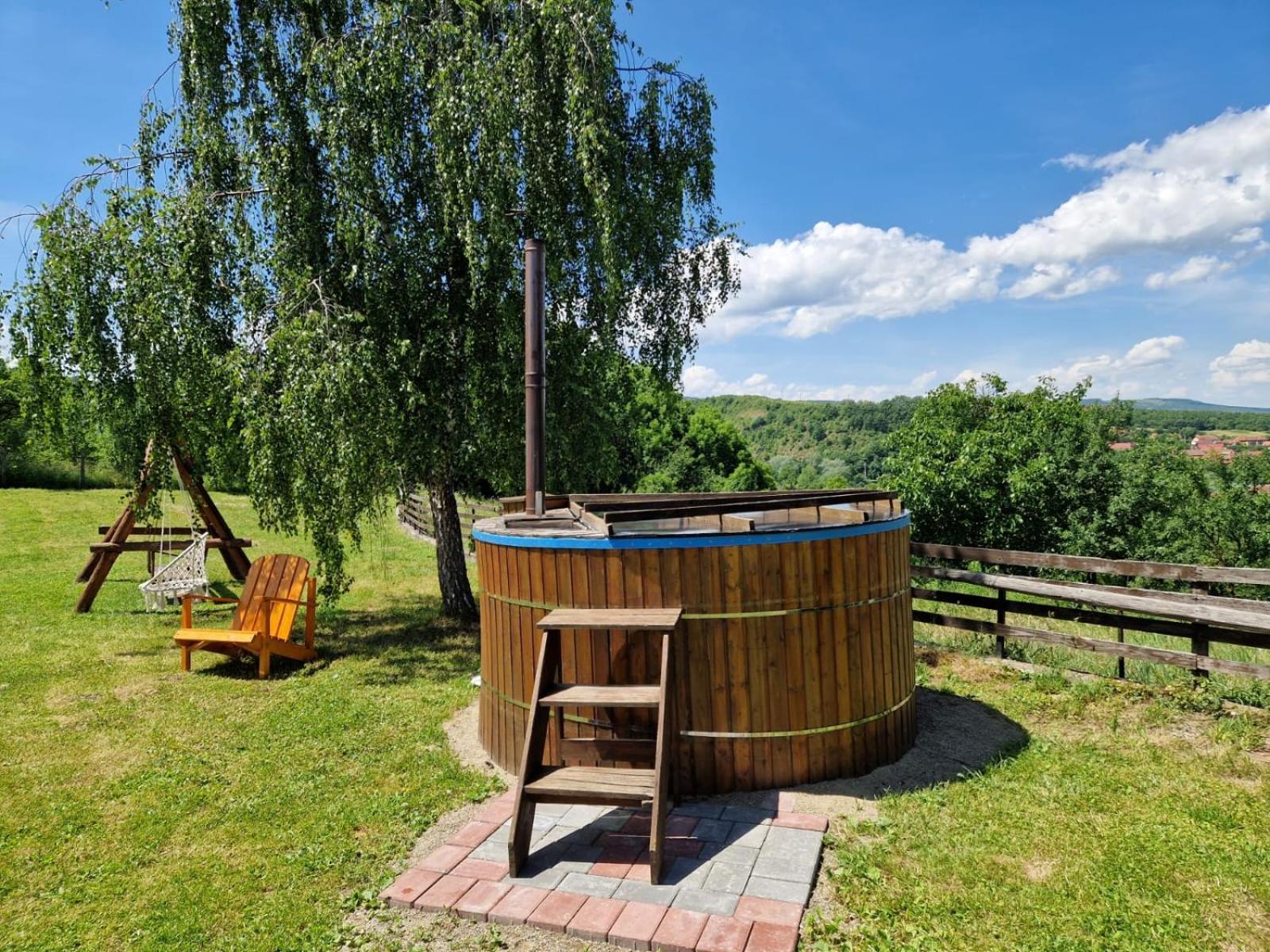Pensiunea Turistica Retreat Belvedere Vadu Crisului Luaran gambar