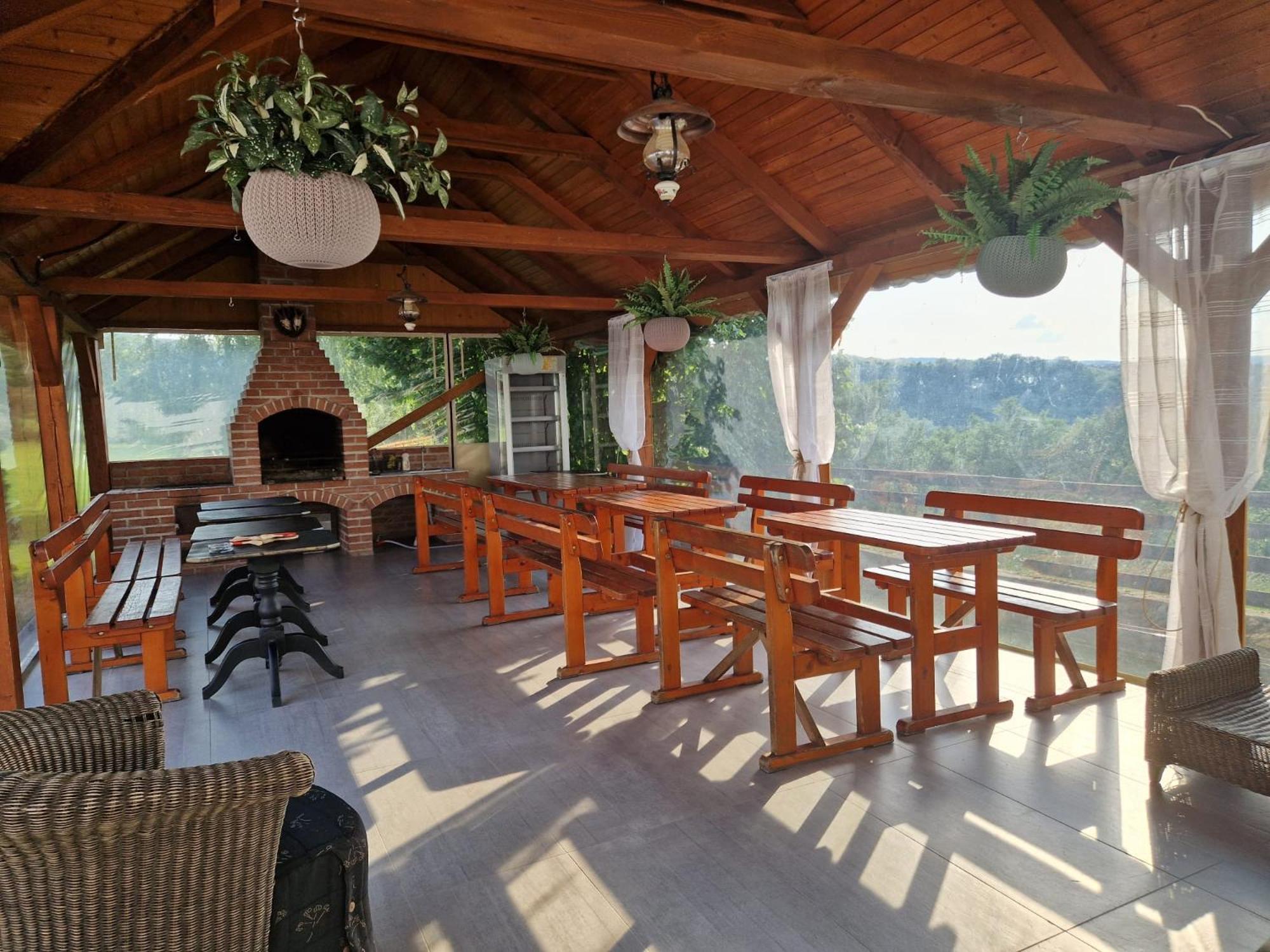 Pensiunea Turistica Retreat Belvedere Vadu Crisului Luaran gambar